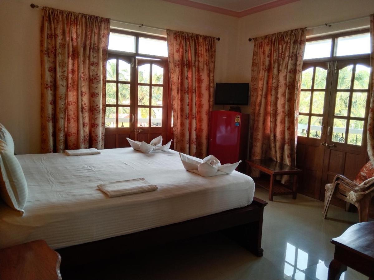 Bluesea Beach Resort Candolim Dış mekan fotoğraf